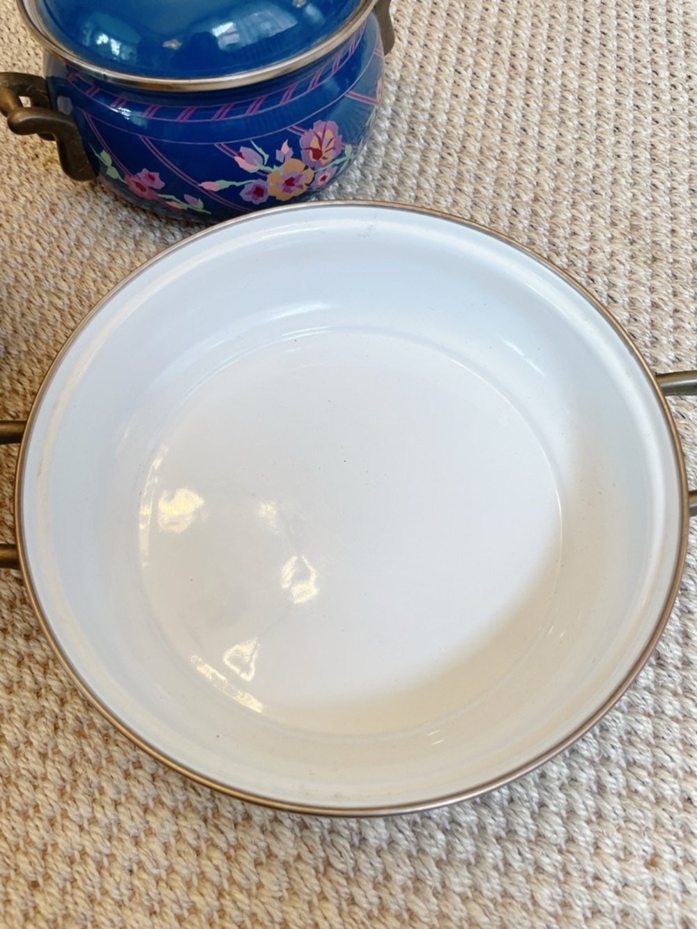 Vintage Sarma Studios Floral Enamel Cookware Set Blue Pots 3pc 2x 10” & 8” w lid - Picture 15 of 16